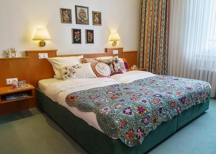 Hotel Tante Alma's Lasthaus Am Ring 3*