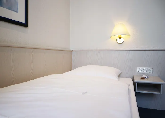 Hotel Tante Alma's Lasthaus Am Ring 3*