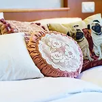 Tante Alma's Koelner Hotel 3*