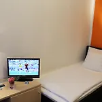 Hotel Tante Alma's Koelner Colonia