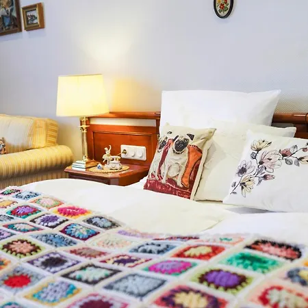 فندق Tante Alma's Koelner كولونيا