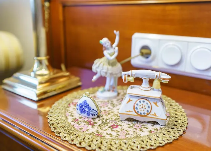 Tante Alma's Lasthaus Am Ring