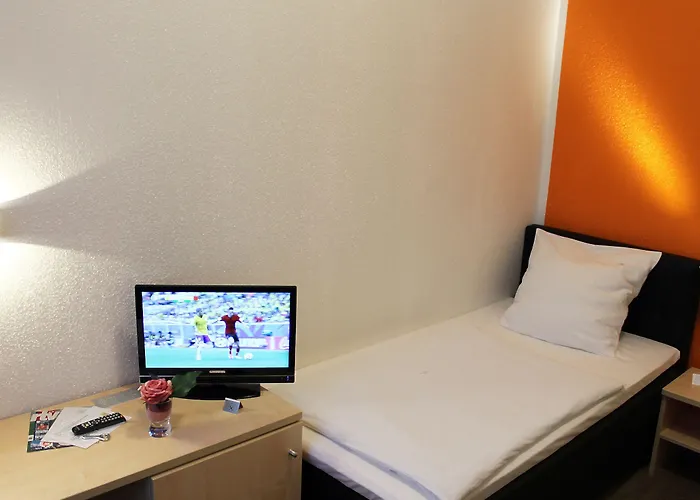 Hotel Tante Alma's Koelner Kolonia