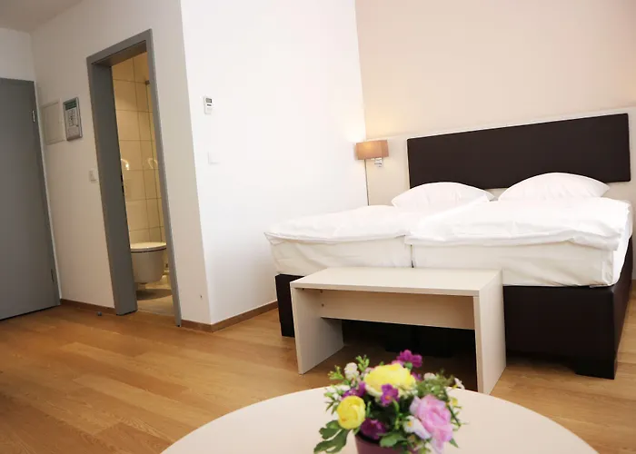 Tante Alma's Lasthaus Am Ring