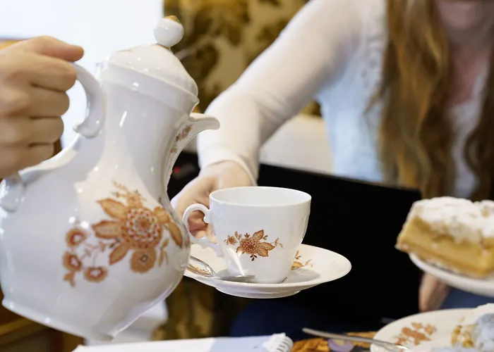 Hotel Tante Alma's Lasthaus Am Ring 3*