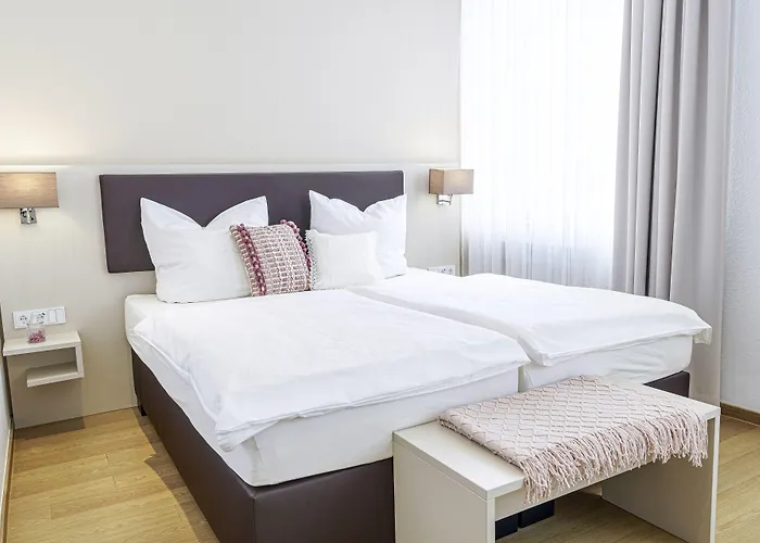 Hotel Tante Alma's Lasthaus Am Ring 3*