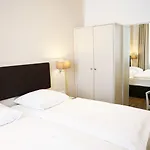 Tante Alma's Koelner 3*
