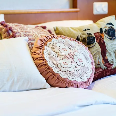 Tante Alma's Koelner Hotell 3*