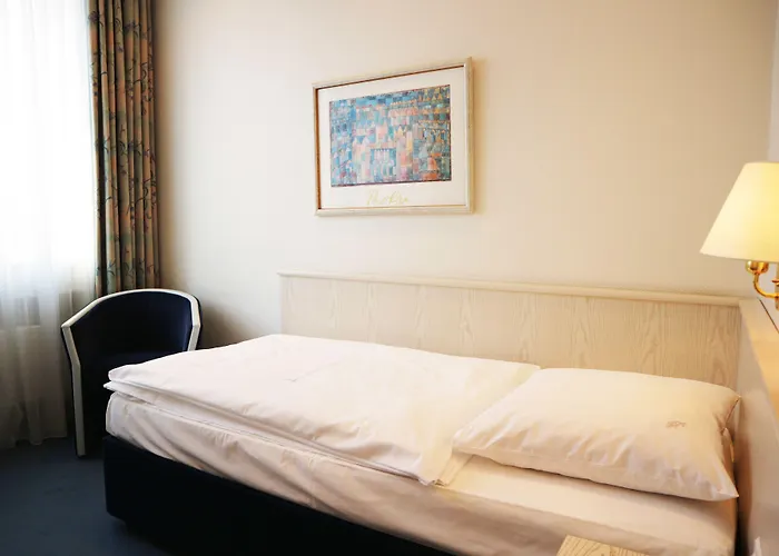 Tante Alma's Koelner 3* Cologne